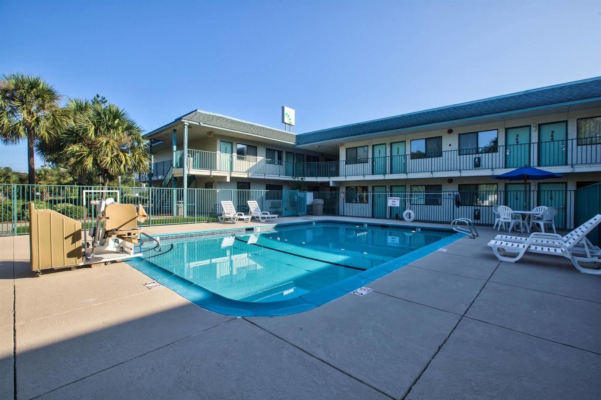 Motel 6-Valdosta, Ga - University ภายนอก รูปภาพ