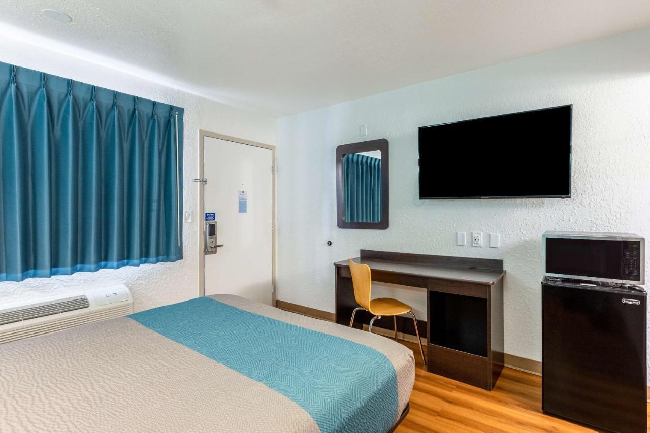 Motel 6-Valdosta, Ga - University ภายนอก รูปภาพ